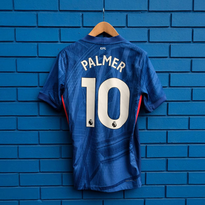 Cole Palmer mặc áo số 10 ở Chelsea từ mùa tới