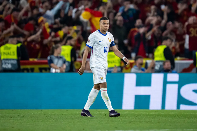 Mbappe và các đồng đội đã ghi nhận thất bại lịch sử