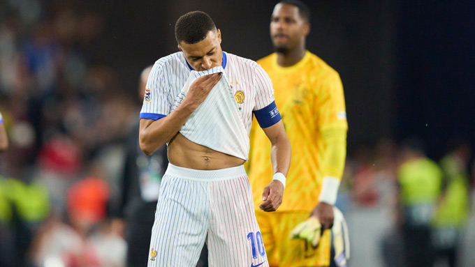 Mbappe chưa thể đưa tuyển Pháp đến vinh quang trong vai trò đội trưởng