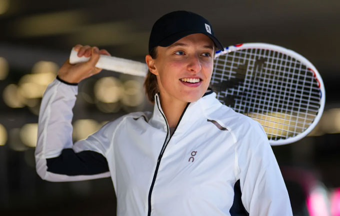 Iga Swiatek cho rằng Sabalenka được thiên vị