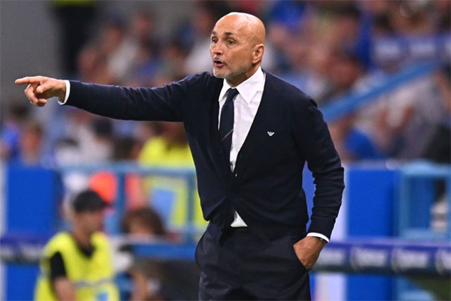 HLV Spalletti vừa bị LĐBĐ Italia sa thải