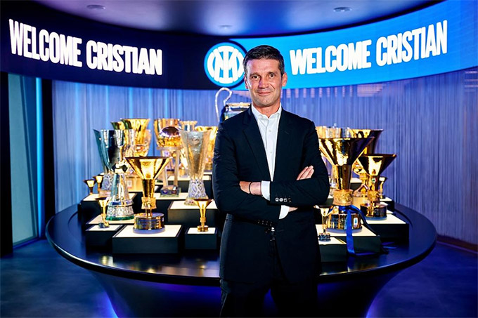 Chivu đã chính thức dẫn dắt Inter