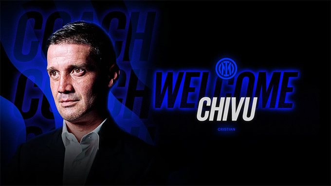 Trong mắt các học trò trẻ, Chivu rất khiêm tốn, như một người bạn hơn
