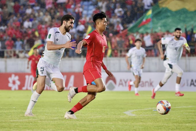 Myanmar (áo đỏ) cũng có trận thắng trước Pakistan - Ảnh: FBNV