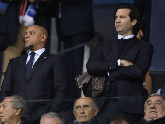 Solari (phải) từ chối khiến Real Madrid ngỡ ngàng