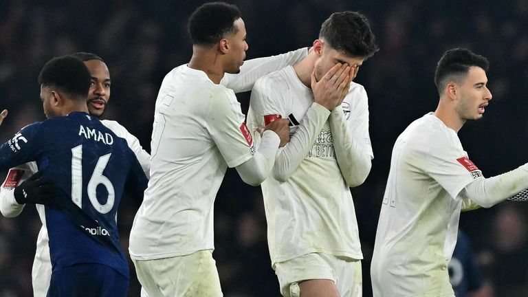 Kai Havertz nhận rất nhiều lời thóa mạ vì sút hỏng penalty