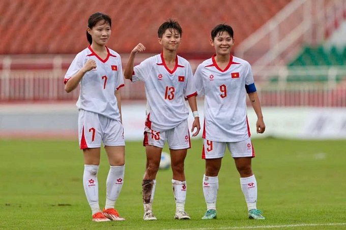 Niềm vui ghi bàn của U19 nữ Việt Nam 