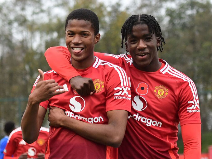 MU đã chiêu mộ được hai tài năng giá rẻ từ Arsenal