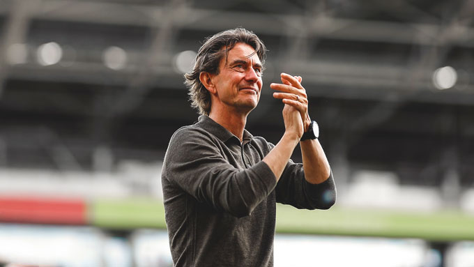 Frank làm HLV trưởng Tottenham