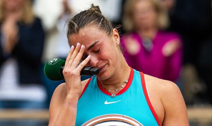 Sabalenka cho rằng cô tự thua hơn là Gauff xứng đáng giành chiến thắng
