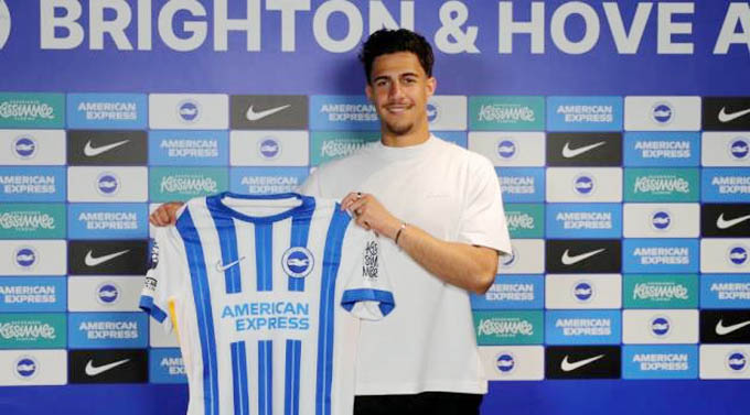 Kostoulas gia nhập Brighton