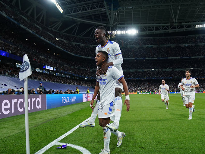 Rodrygo hay Camavinga, thậm chí cả hai, có thể rời sân Bernabeu trong những ngày tới?