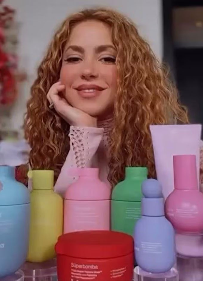 Shakira tung ra loạt sản phẩm chăm sóc tóc