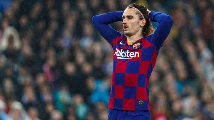 Antoine Griezmann cũng "chết chìm" ở Camp Nou