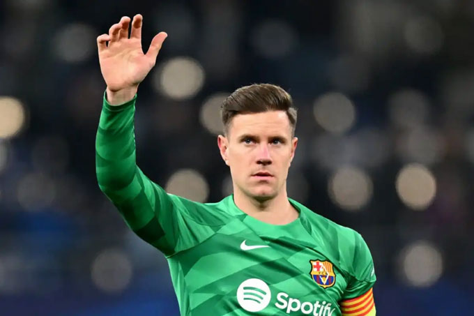 Ter Stegen là đội trưởng và là cầu thủ lâu năm nhất hiện tại của Barca nhưng đang không có tương lai