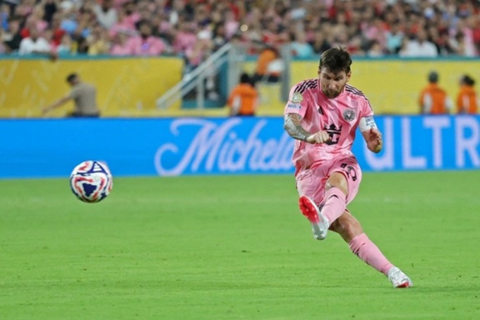 Một "cánh én" Messi không thể làm nên "mùa xuân"