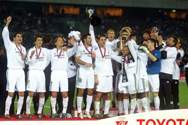 Real giành Cúp Liên lục địa năm 2002