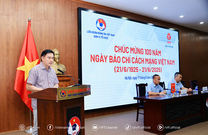 Ông Trần Anh Tú – Phó chủ tịch LĐBĐVN, Chủ tịch HĐQT Công ty VPF phát biểu tại buổi gặp mặt