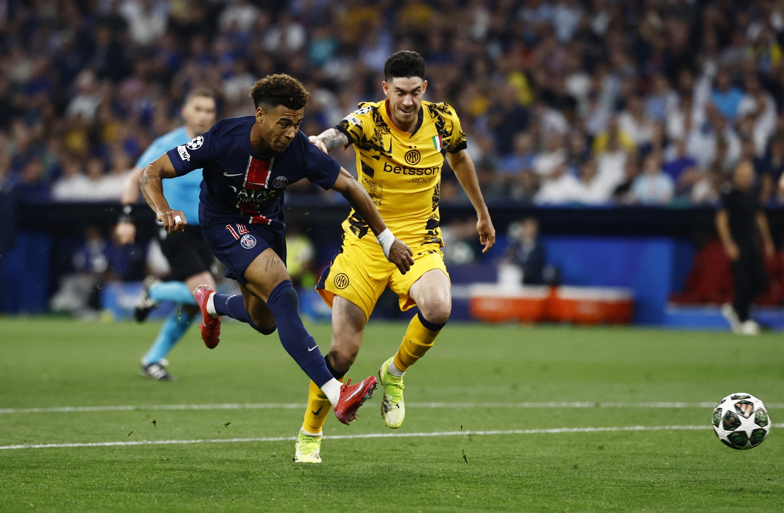 Inter của trường phái Intenaccio khét tiếng đã bị PSG chọc thủng lưới 5 lần trong trận chung kết