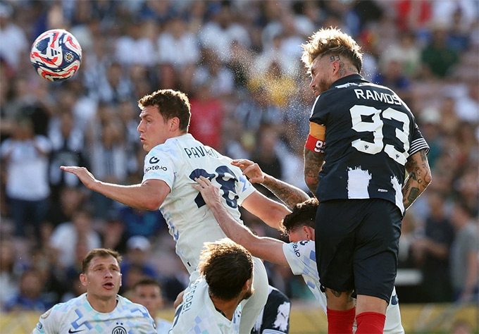 Cú đánh đầu mang thương hiệu Ramos giúp Monterrey cầm hòa Inter Milan