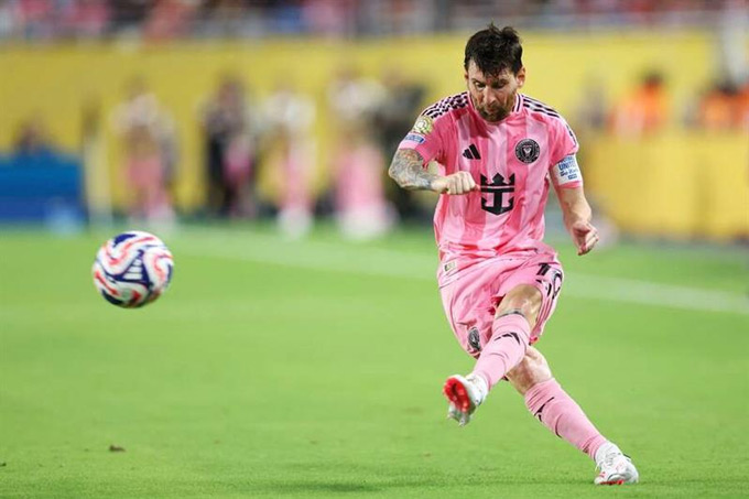 Messi vẫn hoàn toàn khỏe mạnh