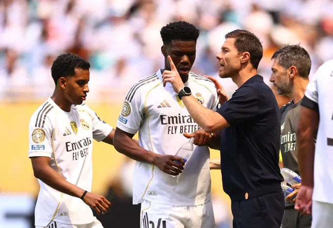 Real Madrid chưa thể hiện được nhiều ở trận ra mắt của Alonso