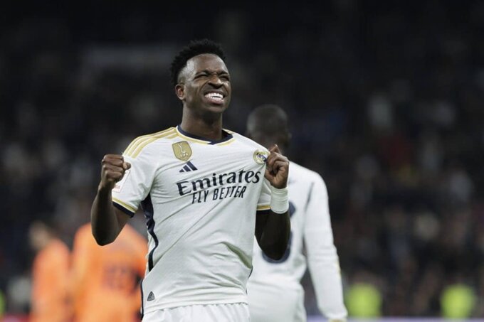 Không có chuyện Al Hilal định chiêu mộ tiền đạo Vinicius Jr của Real Madrid