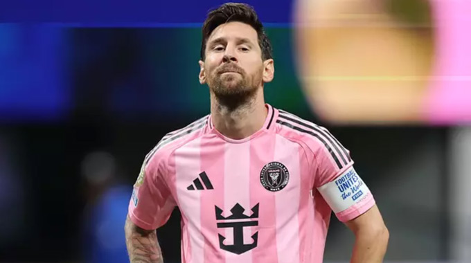 Messi đã giật giải Cầu thủ xuất sắc nhất trận trước Porto