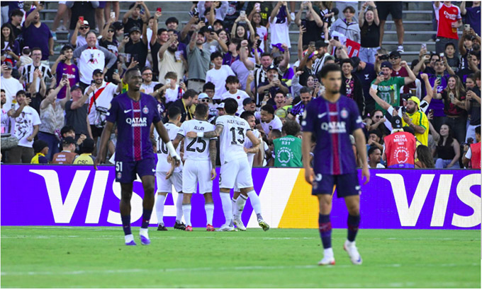 Trận thua này khiến PSG phải nỗ lực ở trận cuối mới mong giành vé đi tiếp