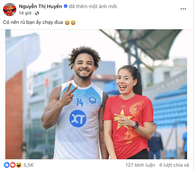 Nhà vô địch SEA Games chia sẻ tấm ảnh kỷ niệm trên facebook cá nhân