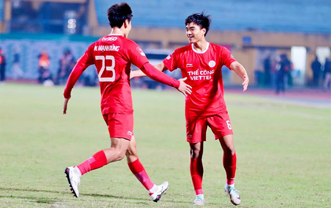 http://www.xskhomnay.com/v-league/cong-phuong-than-dong-18-tuoi-cua-the-cong-viettel-4321672405.html