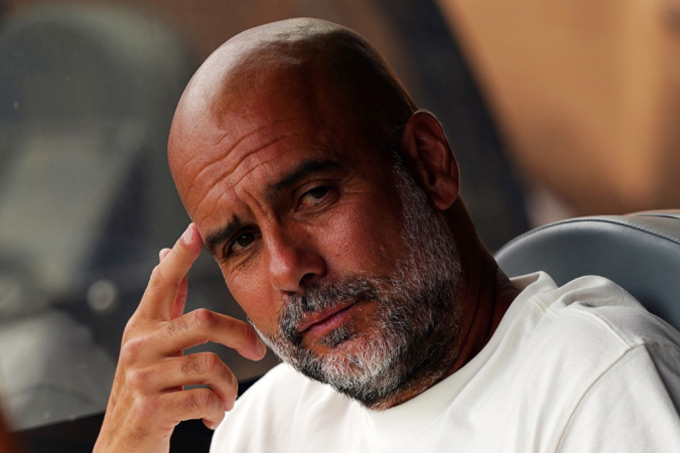 Pep đã có lời giải ở hành lang trái của Man City