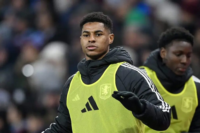 Rashford hoàn toàn có thể ở lại MU để đá số 9