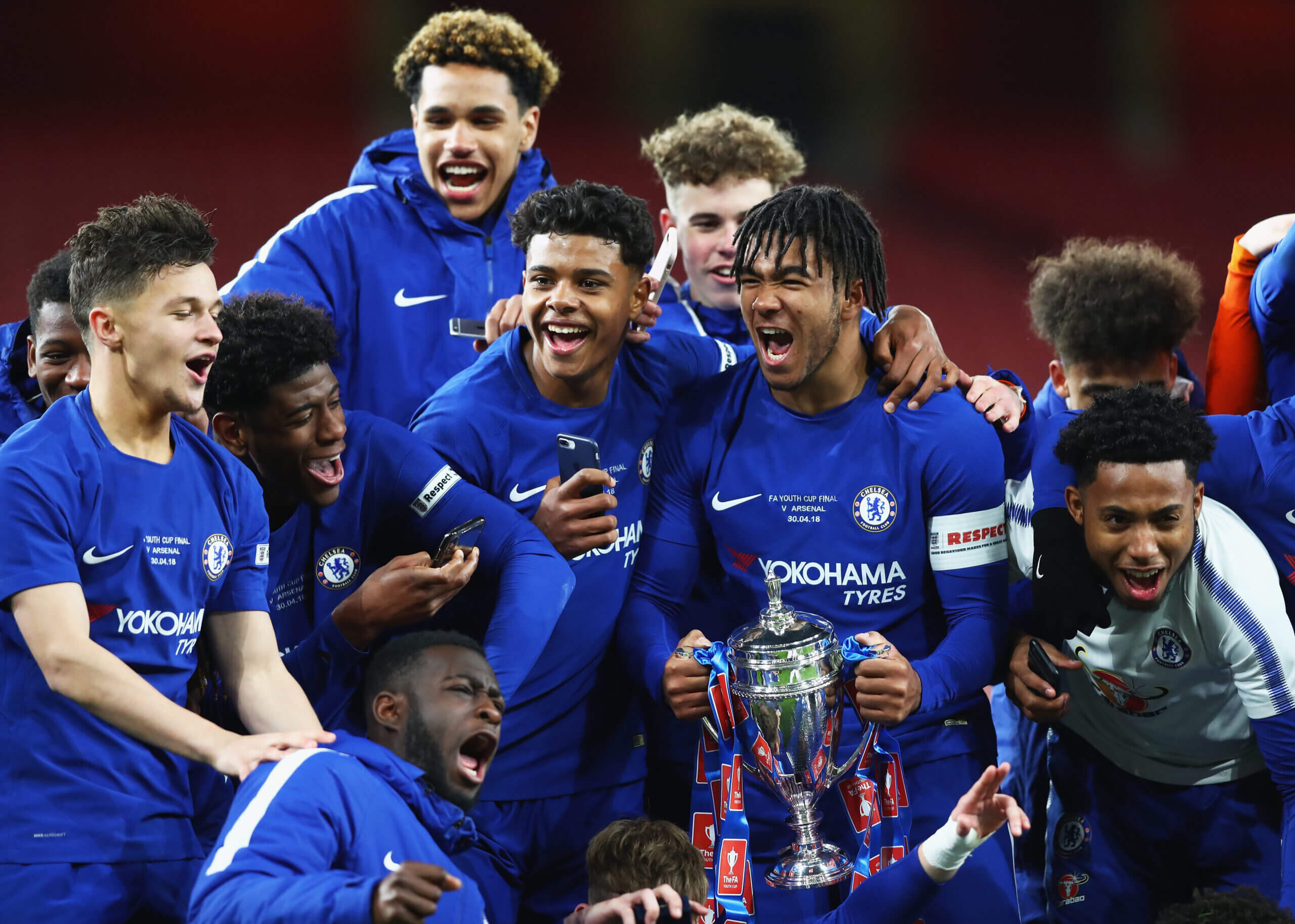 Chỉ mải mê bài tủ "cầu thủ trẻ" mà Chelsea đánh mất bản lĩnh của nhà chinh phục các giải đấu