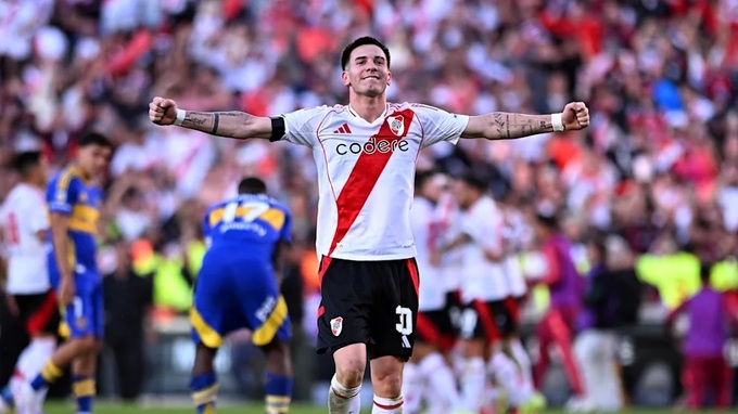 Saviola đánh giá Mastantuono đã trở thành một thủ lĩnh của River Plate ở tuổi 17.