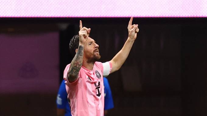 Messi và các đồng đội đã nắm chắc tấm vé đi tiếp ở FIFA Club World Cup 2025 - Ảnh: REUTERS