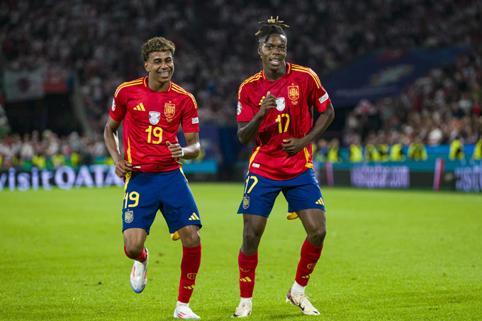 Đôi cánh này khả năng cao sẽ tái hiện ở Barca mùa tới