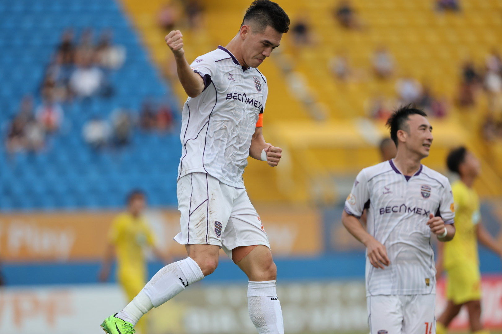 Tiến Linh là chân sút nội thứ 2 trong lịch sử V.League lên chuyên nghiệp giành danh hiệu Vua phá lưới - Ảnh: Quốc An 