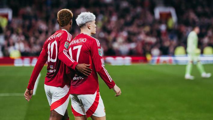 Garnacho và Rashford hiếm khi kết hợp trên sân, chưa nói đến ngoài sân