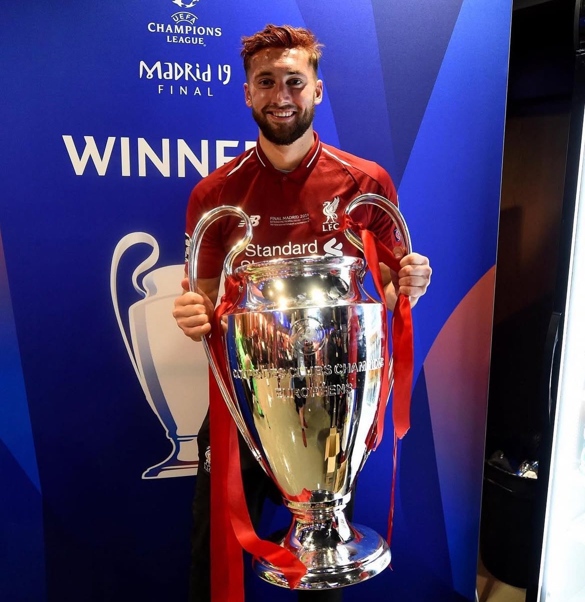 nat phillips từng cùng Liverpool vô địch Champions League