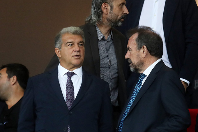 Chủ tịch Laporta phản ứng gay gắt với động thái của Bilbao về vụ Nico Williams