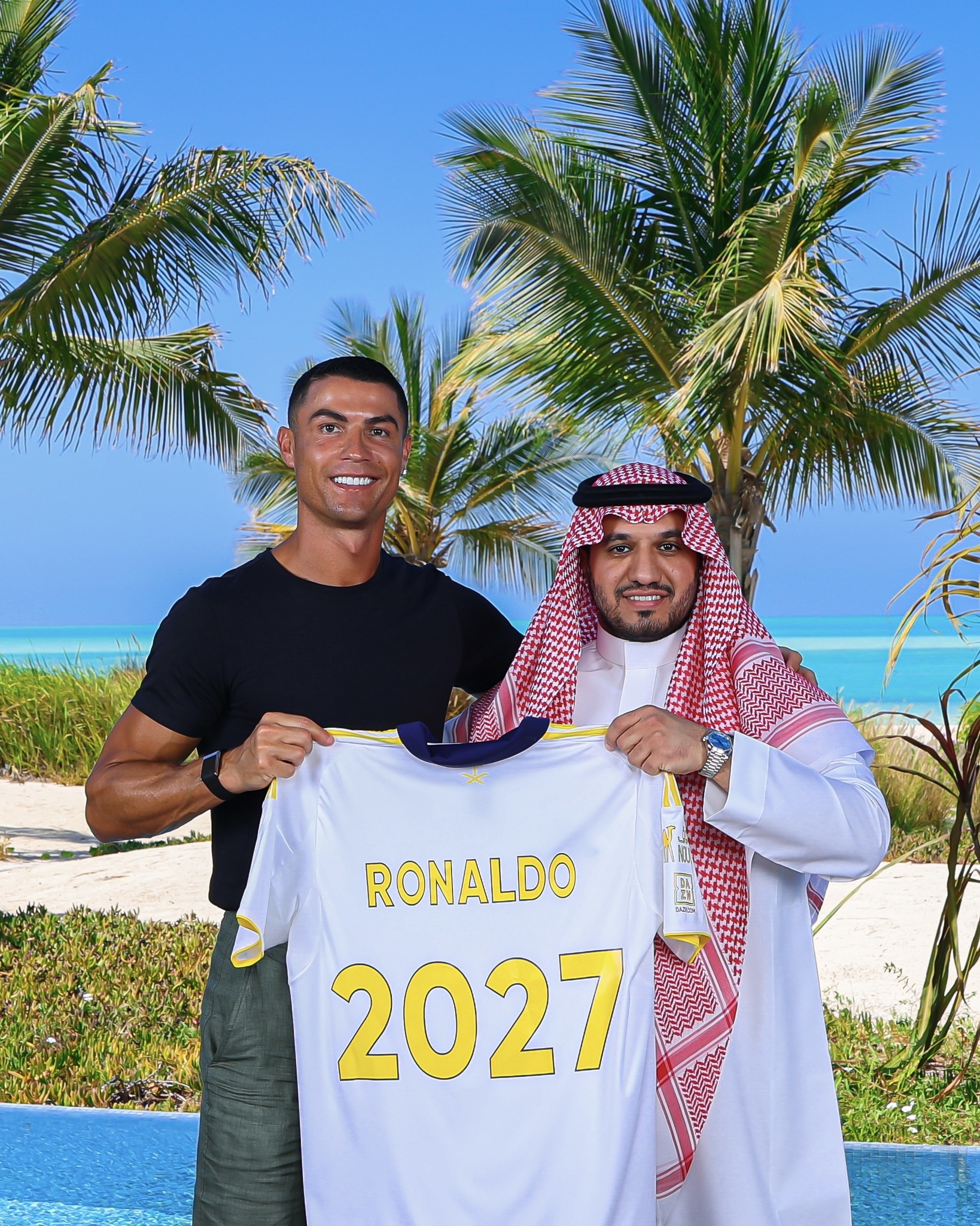 Ronaldo gắn bó thêm 2 năm với Al Nassr