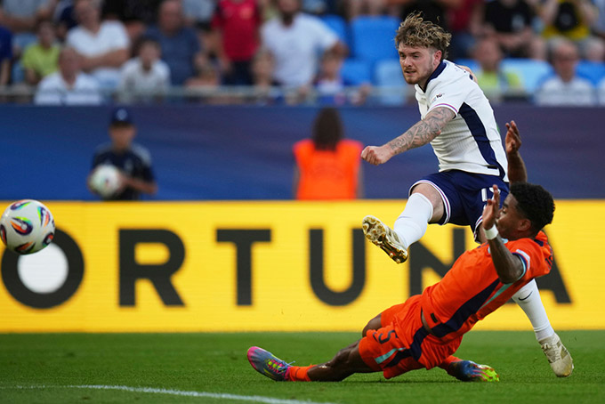 Harvey Elliott đã có 4 bàn ở giải đấu năm nay