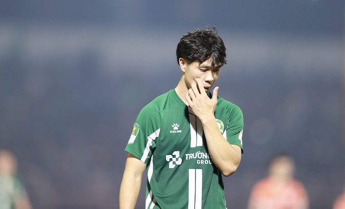 Nỗi buồn của Công Phượng. Ảnh: Quốc An