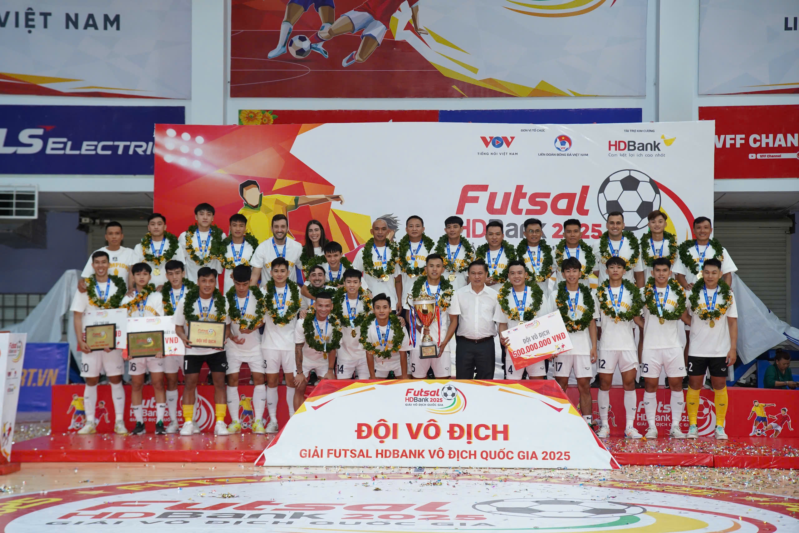 Thái Sơn Nam TP.HCM vô địch giải futsal VĐQG 2025