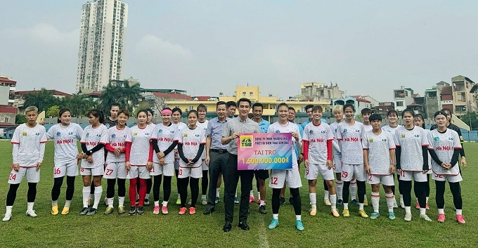 Thái Sơn Bắc tiếp tục đồng hành cùng đội nữ Hà Nội năm thứ 14 