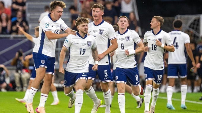 U21 Anh vô địch và cú hích cho Tam sư