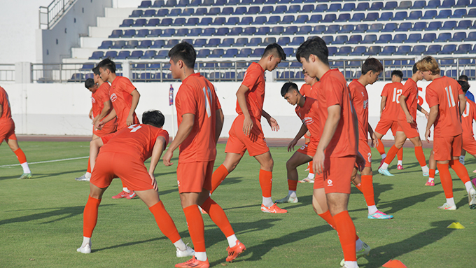 U23 Việt Nam trong buổi tập chiều 30/6 - Ảnh: Phan Hồng 