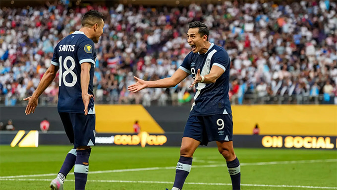 Guatemala tạo địa chấn tại Gold Cup