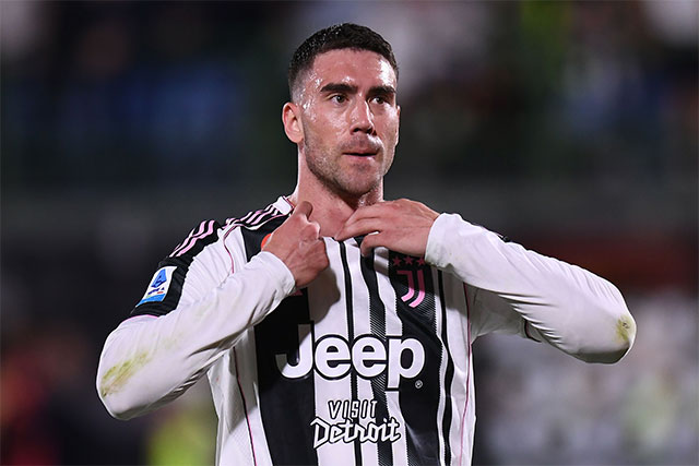 Vlahovic sẽ được tăng lương nếu ở lại Juve